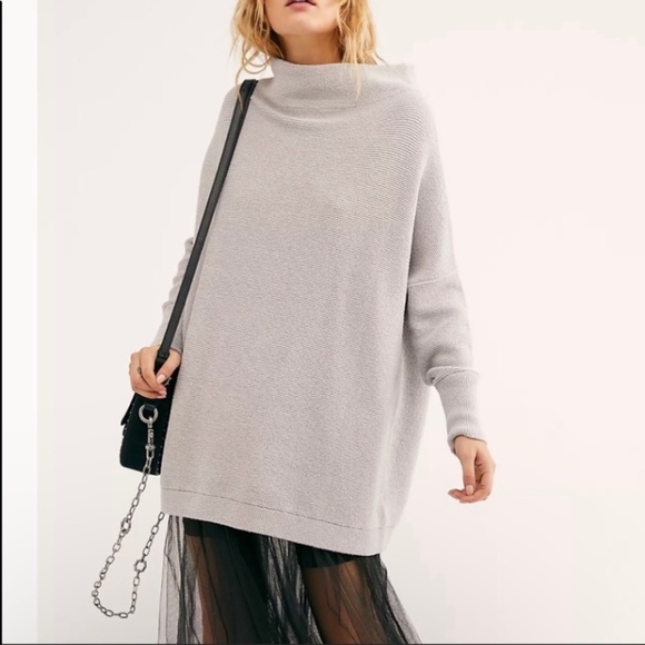 Free People Sweaters - Free People slouchy ottoman tunic- size small
